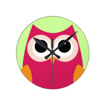 Horloge rose de hibou