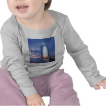 Hôtel arabe d'Al de Dubaï Burj (par St.K) T-shirts