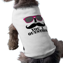 Humour de moustache avec les lunettes de soleil ro manteaux pour chien
