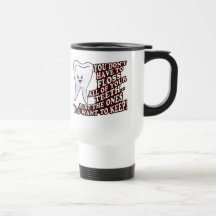Hygiéniste dentaire de dentiste tasse