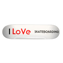 I, amour, FAISANT DE LA PLANCHE À ROULETTES