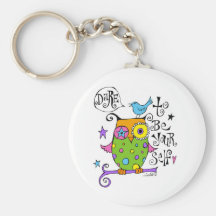 Illustration lunatique de hibou porte-clefs