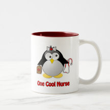 Infirmière fraîche tasse à café
