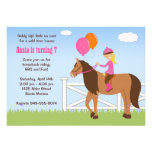 Invitation arrière de fête d'anniversaire d'équita