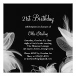 Invitation d'anniversaire de plumes blanches