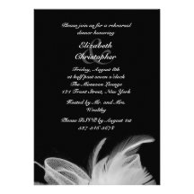 Invitation de dîner de répétition de plumes blanch