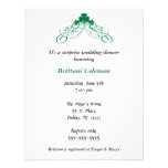 Invitation de douche de shamrock épousant l'annive