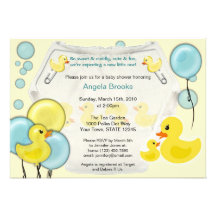 Invitation mignonne de baby shower de couche-culot