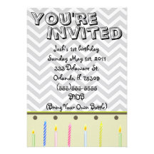 Invitation mignonne de carte d'anniversaire de béb