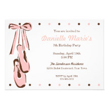 Invitation rose douce classique de chaussure de ba