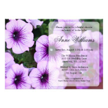 Invitations nuptiales de douche de pétunia pourpre
