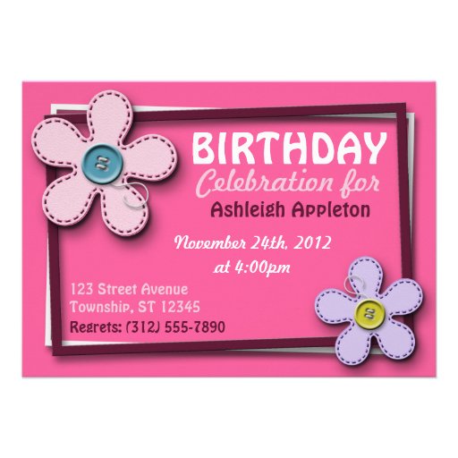 Invitations roses à la mode piquées d'anniversaire