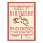 Invitations roses d'affiche de rodéo d'anniversair