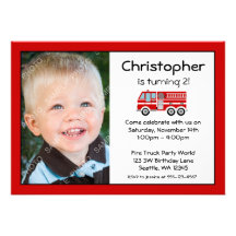 Invitations rouges de photo de fête d'anniversaire