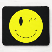 Jaune de KRW clignant de l'oeil le visage souriant Tapis De Souris