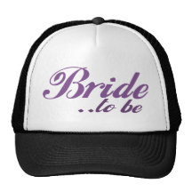 Jeune mariée à être casquettes