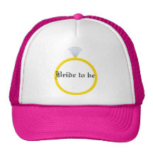 Jeune mariée à être casquettes de camionneur