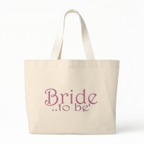 Jeune mariée à être sacs