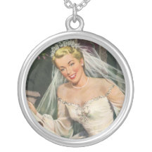Jeune mariée vintage avec la demoiselle de honneur bijouterie personnalisée