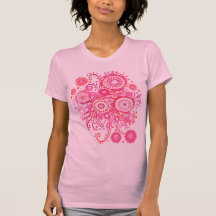 Jolis remous et T-shirt de fleurs