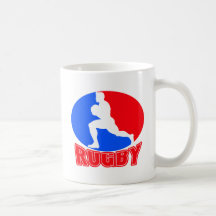 joueur de rugby courant avec la boule mug à café