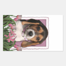 Jour de mères - tulipes roses - chiot de beagle autocollant en rectangle