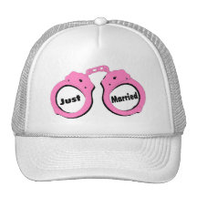 Juste menottes mariées de rose casquette