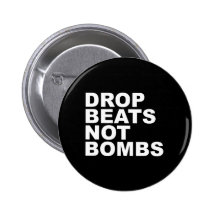 La baisse bat pas des bombes pin's