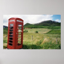 La cabine de téléphone isolée affiches