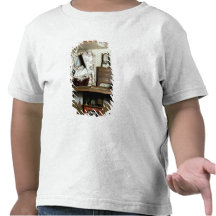 La Chambre de poupée anglaise T-shirts