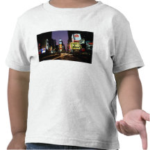 La couleur de beauté et l'énergie des périodes cél t-shirt
