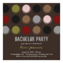 La disco brouillée de couleur pointille l'invitati