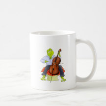 La grenouille joue le violoncelle tasse