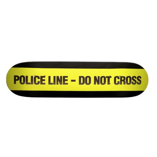 La ligne de police ne croisent pas la planche à ro