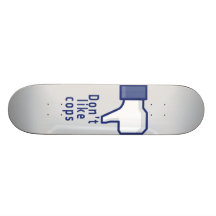 La main de Facebook n'aiment pas la planche à roul