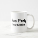 La partie de poule boivent jusqu'à la dernière gou tasses à café