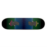 La planche à roulettes du garçon magique rayé de W