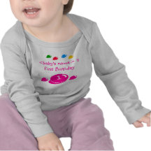 La première chemise de filles d'anniversaire - peu t-shirts