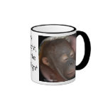 La prière des enfants d'orang-outan tasse