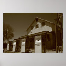 La station service au milieu de nulle part… poster