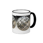 La tasse de boule de miroir