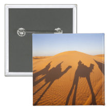 La Tunisie, région de Ksour, Ksar Ghilane, erg gra Badges Avec Agrafe