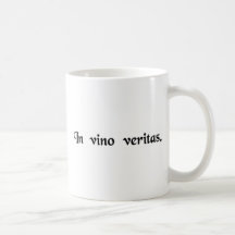 La vérité est en vin mugs
