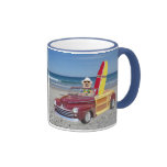 Laboratoire jaune conduisant un Woodie Tasse
