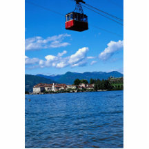 Lac Maggiore de Stresa avec le funiculaire, Italie Photo En Découpe