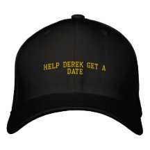 L'AIDE DEREK OBTIENNENT UNE DATE CASQUETTES BRODÉES