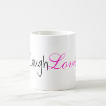 L'amour vivant de rire apprennent la tasse