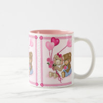 L'amoureux soutient la tasse tasses