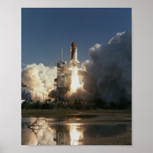 Lancement de la découverte de navette spatiale (ST Posters