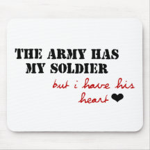 L'armée a mon soldat, mais j'ai son coeur tapis de souris
